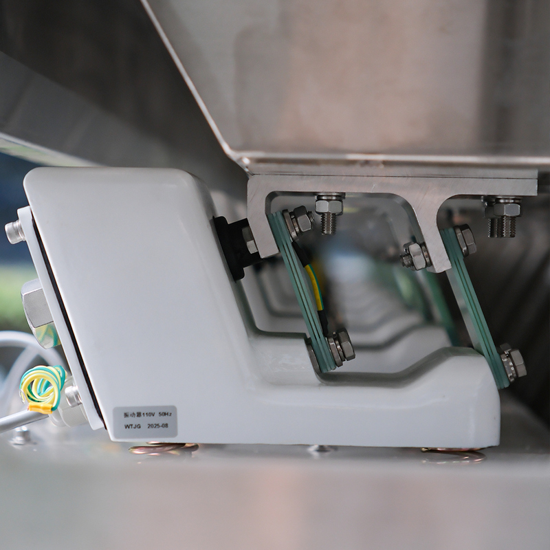 Industrial Separator Realtech NP CCD Ore Color Sorter for Cobble Ore and Salt New & Efficient