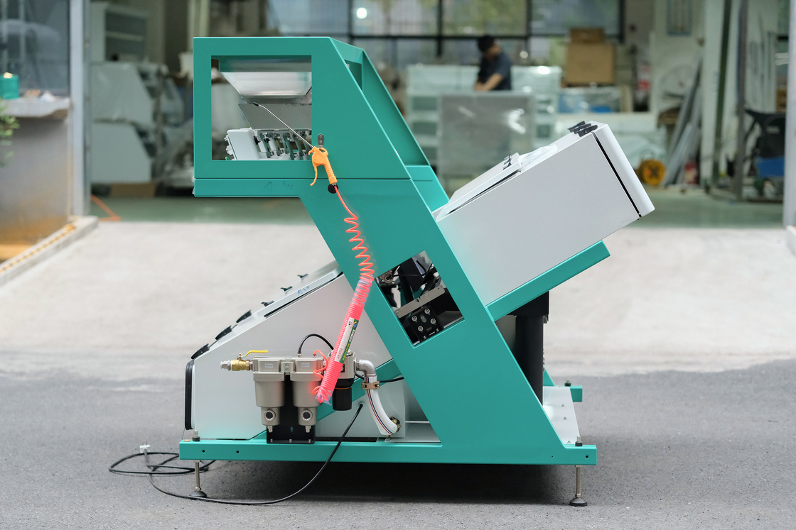 Заводские продажи 320-канального CCD-сортировщика цвета с точностью сортировки 99,99% и конструкцией из нержавеющей стали 304