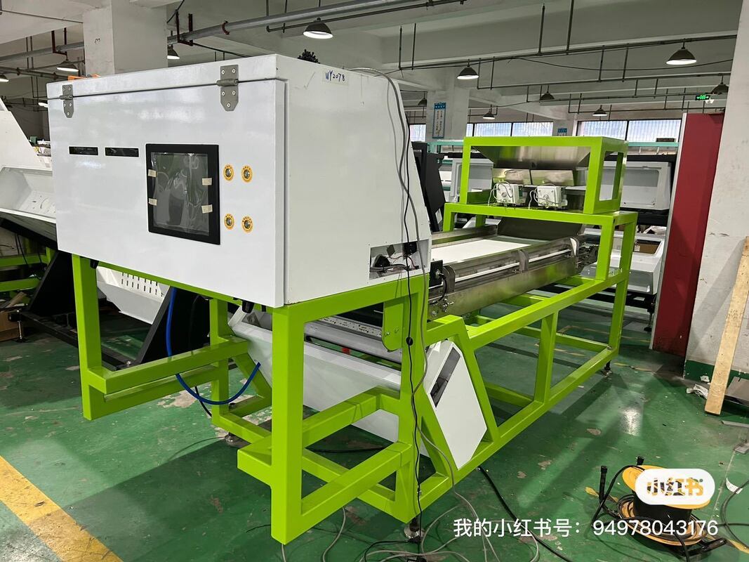 Высокоточный промышленный сортировщик руды марганца с точностью ≥99.99% с LED источником света и металлическим эжектором для сортировки гальки