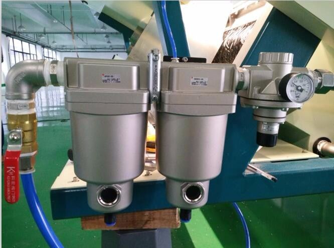 Машина для сортировки цветов многозернистых линз Оптическая машина для сортировки цветов для сельскохозяйственного промышленного использования CE сертифицированная из Китая